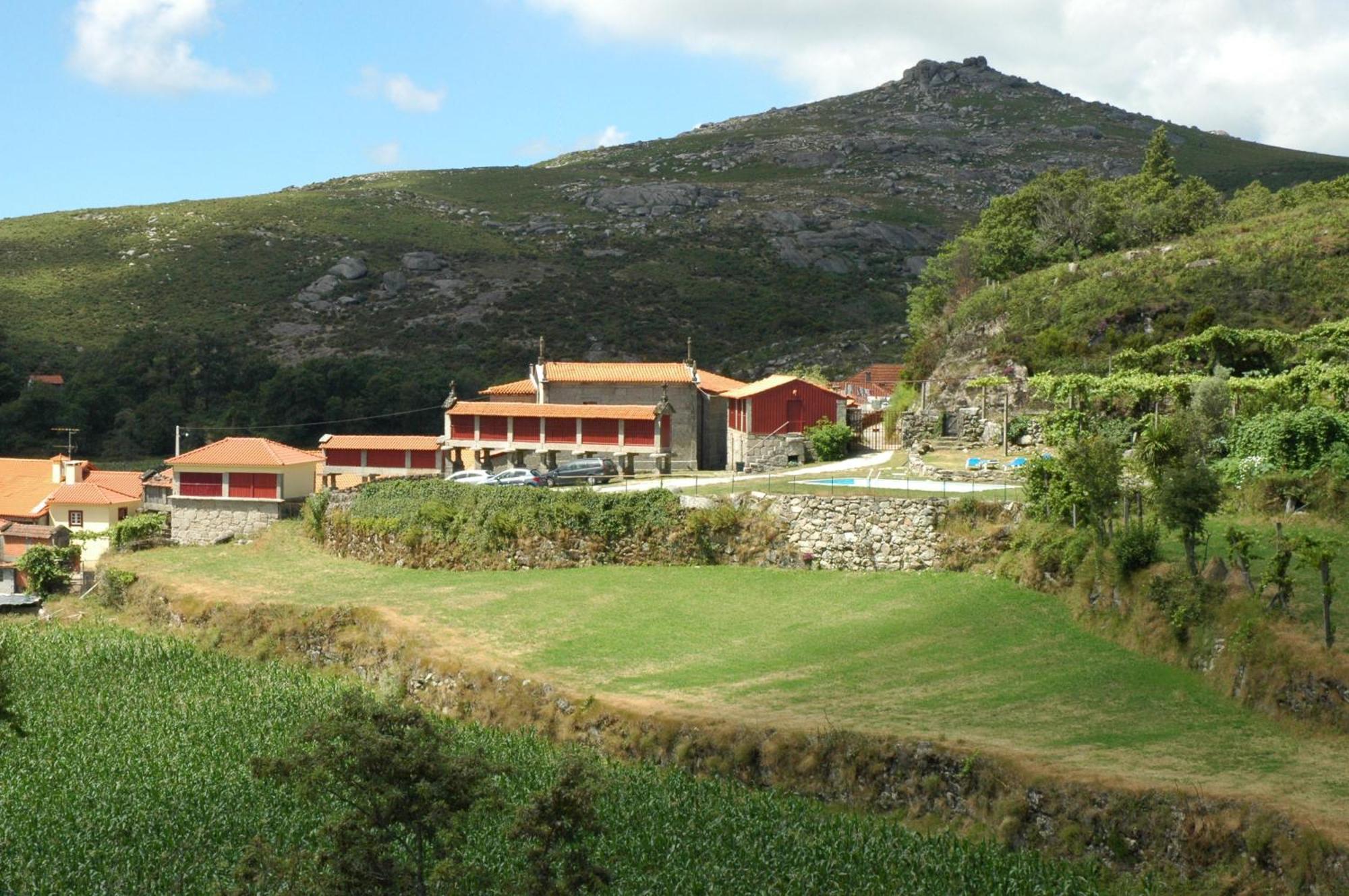 Casa De Campo Monte Abades Terras de Bouro Exterior photo